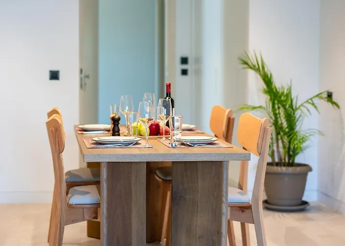 Memphis Center Apartmanhotel Kosz