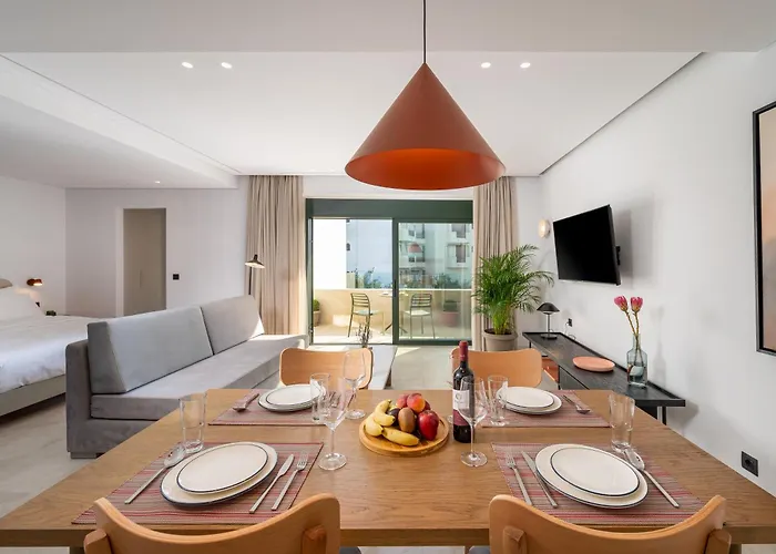 Memphis Center Apartmanhotel Kosz