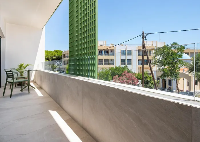 Memphis Center 4* Kosz